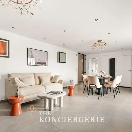 Penthouse De 210m2 Comprenant 3 A Avec Terrasse Et Veranda Avec Climatisation *