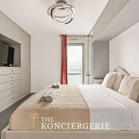 Apartamento Penthouse De 210m2 Comprenant 3 à Avec Terrasse Et Véranda Avec Climatisation *