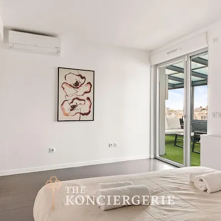 Penthouse De 210m2 Comprenant 3 à Avec Terrasse Et Véranda Avec Climatisation Apartamento París